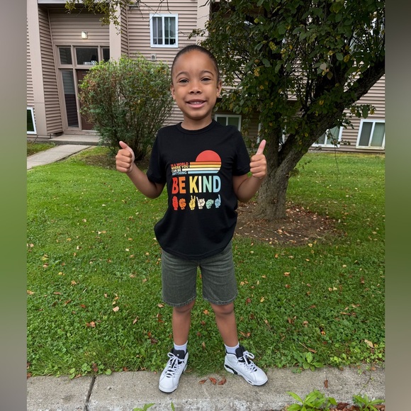 Meet your Posher, Jennifer - Picture 15 of 16